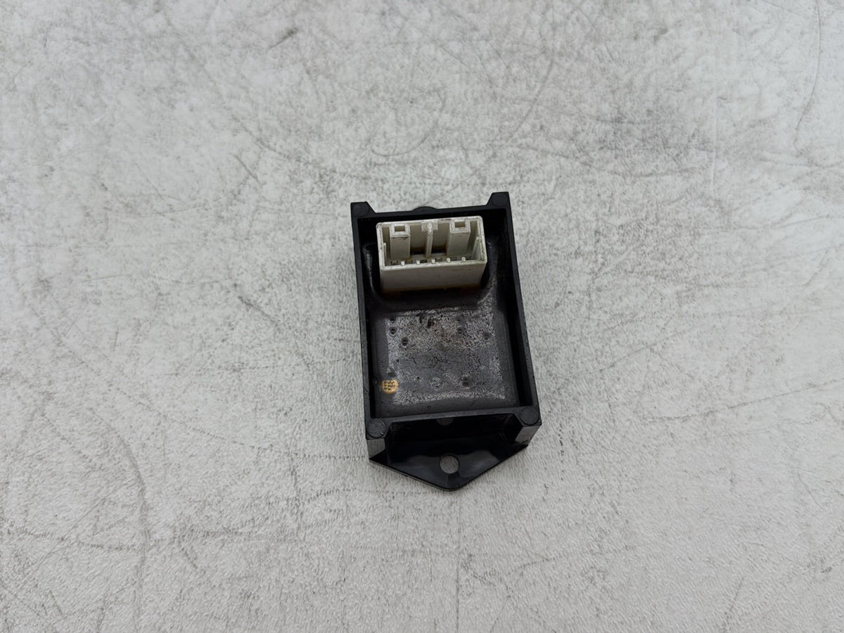 2000 Harley Electra Glide Touring Ultra OEM Fuel Pump Resistor Module