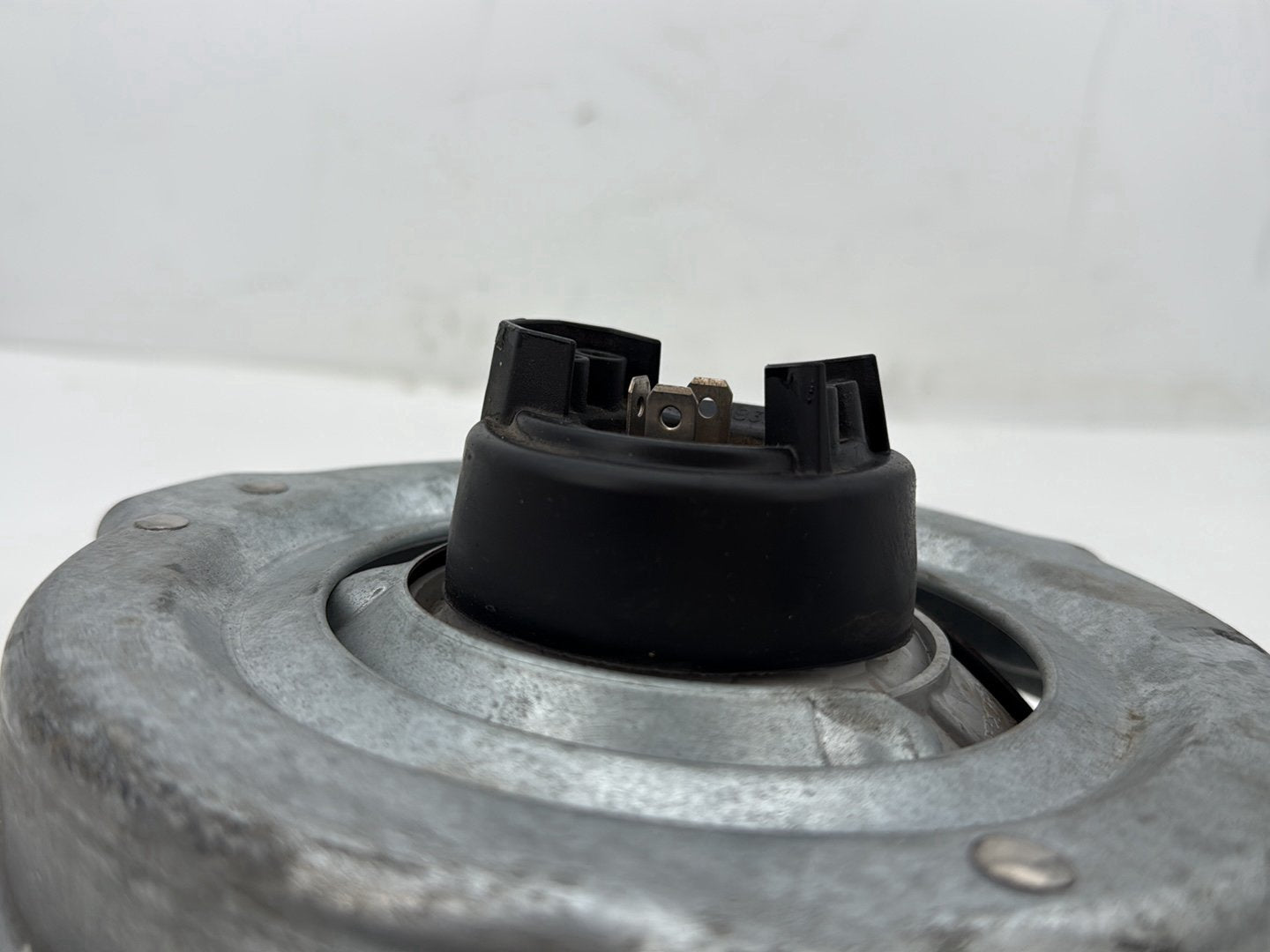 2011 Harley Road King Touring FLHRC Classic OEM Headlight Headlamp Head Light Halogen