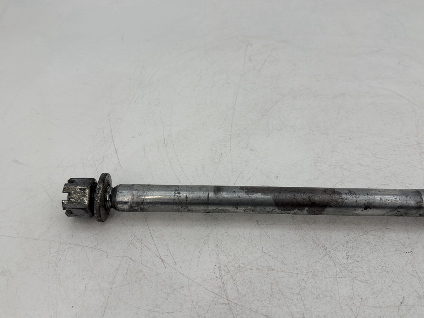 1999 - 2006 Harley-Davidson Dyna Super Glide Rear Wheel Axle Bolt Shaft  	41114-90