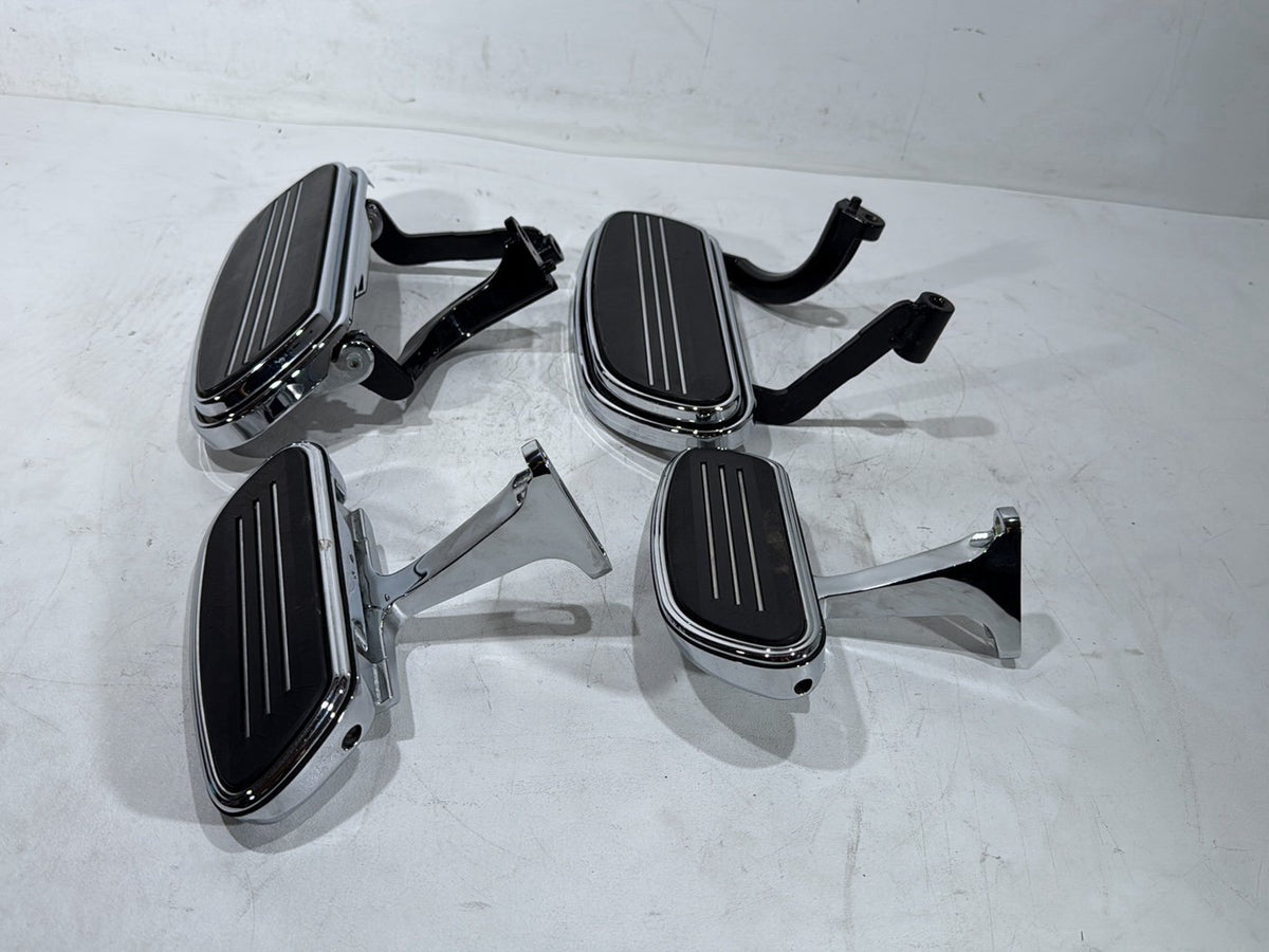 10 Harley Street Glide Touring OEM Left Right Driver & Pass Floorboard Foot Rest