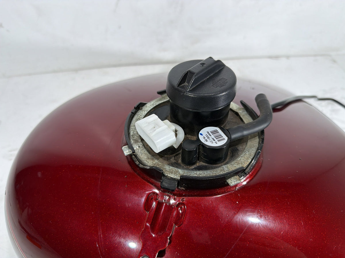 2010 Harley Electra Glide Touring Ultra OEM Fuel Gas Tank Gasoline Reservoir