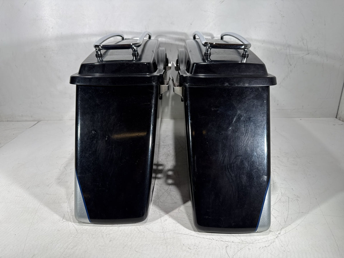 2012 Harley Electra Glide Touring Ultra OEM Left Right Saddlebags Luggage NOKey