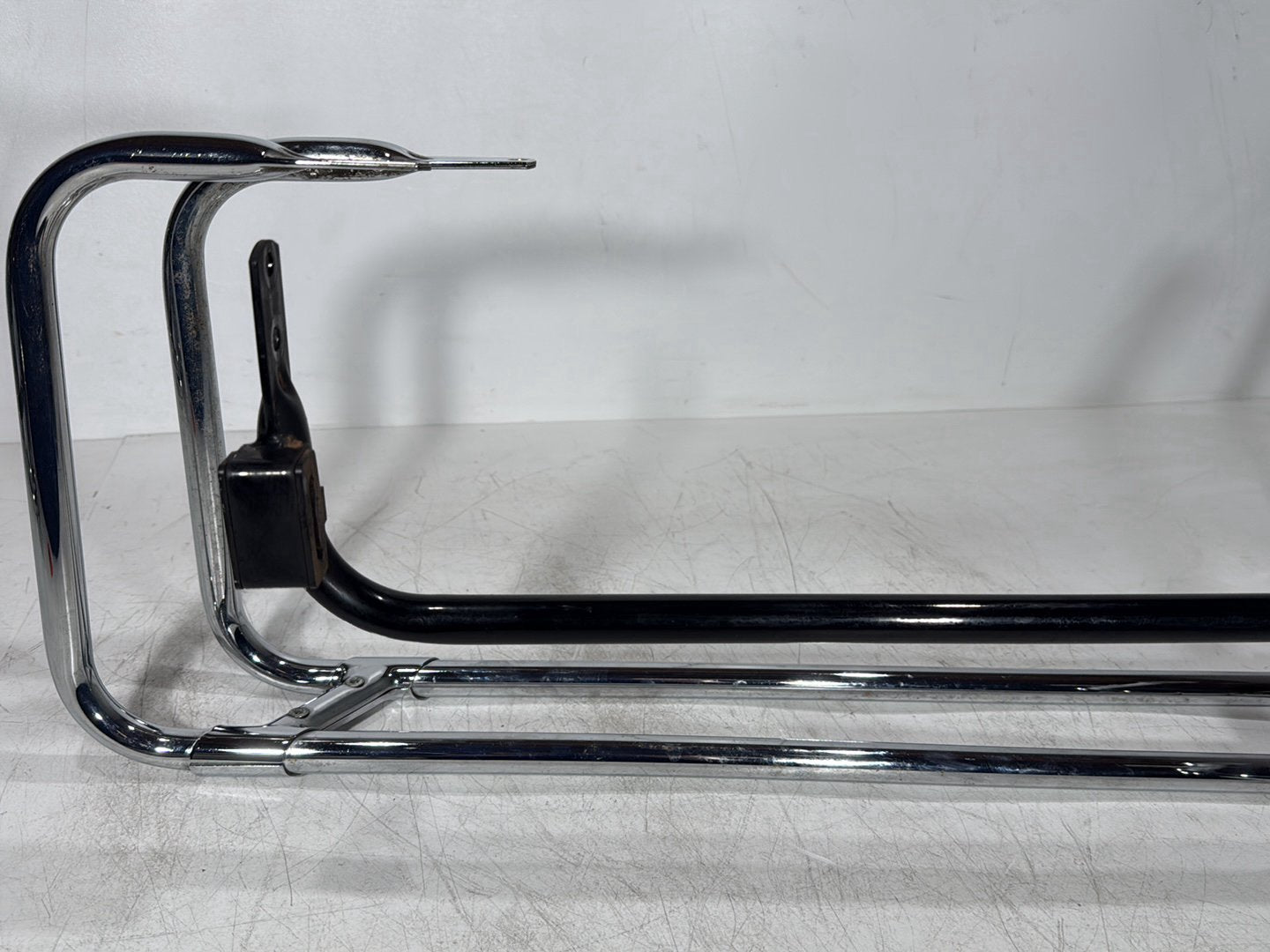 1999 - 2006 Harley-Davidson Touring Electra Glide Classic Rear Left Right Saddlebag Guard Rails Bar