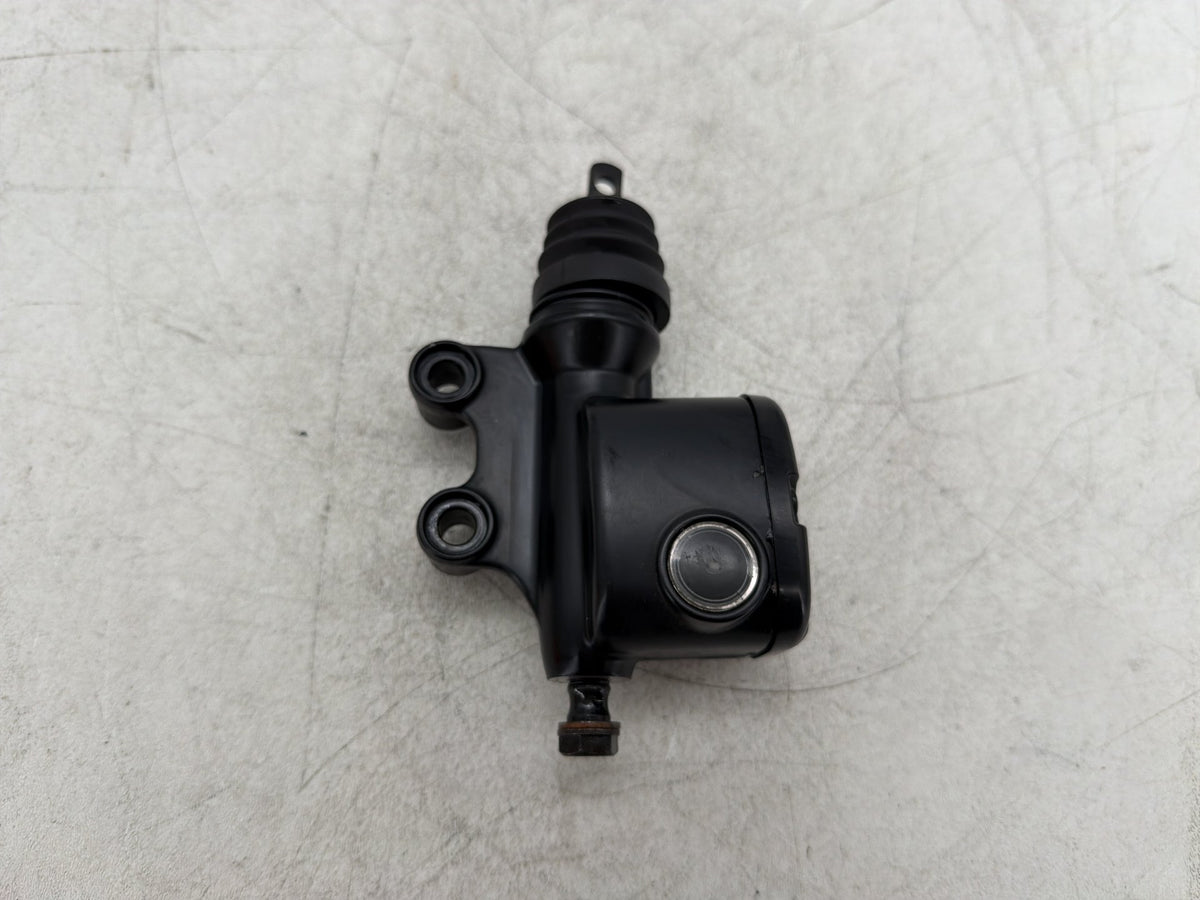 2011 Harley Electra Glide Touring Ultra OEM Rear Brake Master Cylinder Reservoir