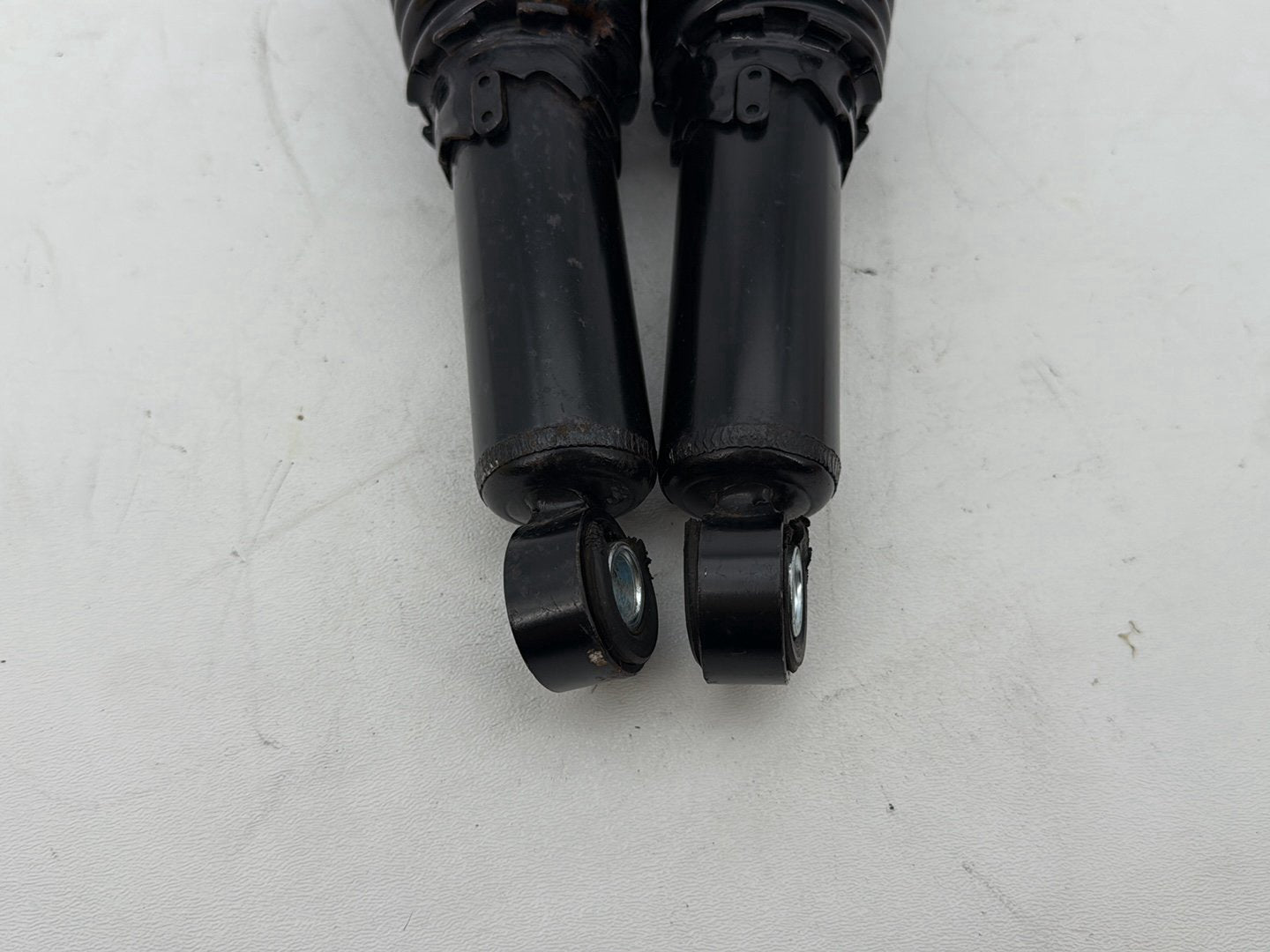 2013 Harley Street Glide Touring FLHX OEM Rear Left Right Shock Absorbers