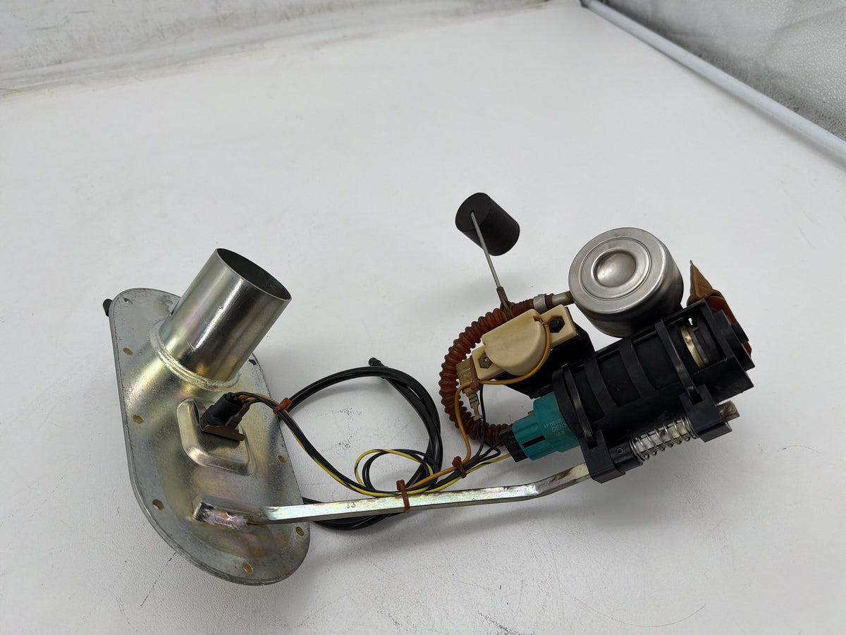 2001 Harley Electra Glide Touring Classic Fuel Pump Gas Gasoline Petrol Sending