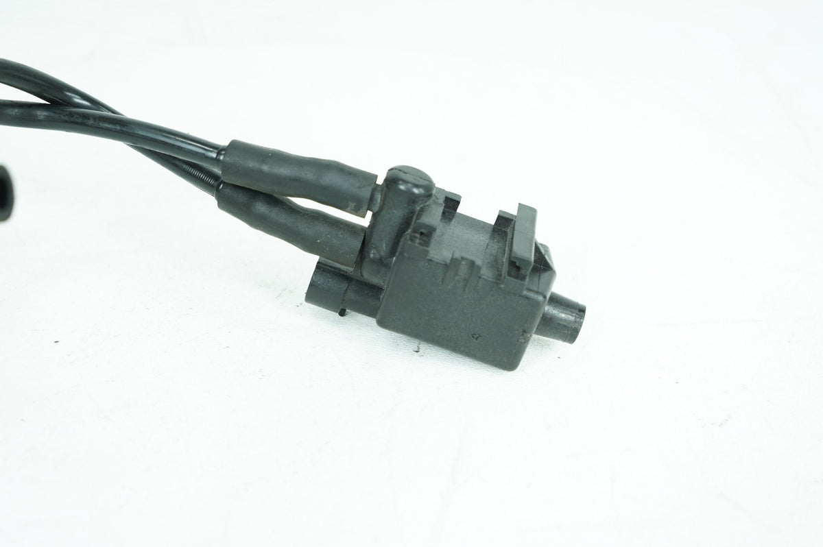 2011 Harley Touring FLHRC Road King Classic OEM EVAP Vapor Charcoal Fuel Emission Canister