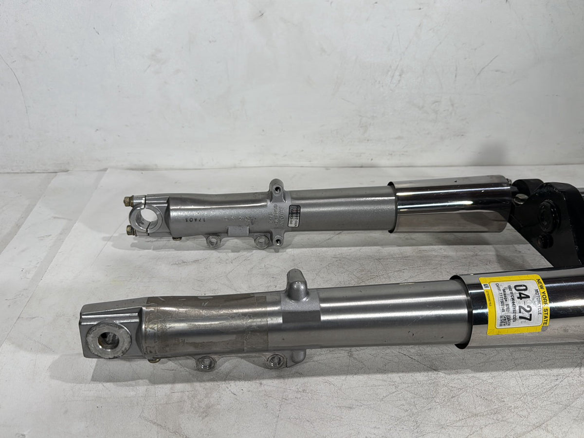 2003 Harley Electra Glide Ultra Front Triple Tree Set & Fork Legs Sliders