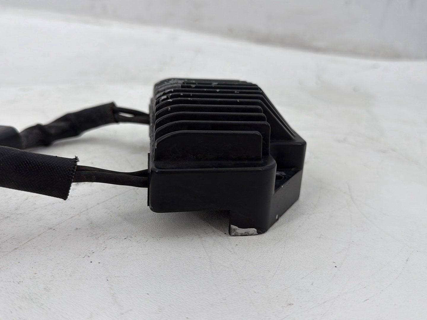 2006 Harley Dyna Super Glide Custom FXDCI OEM Voltage Regulator Rectifier
