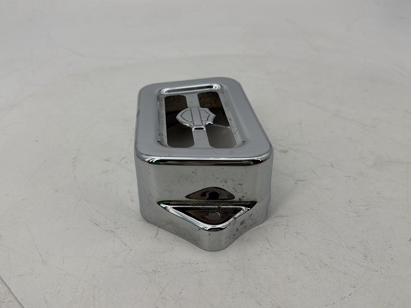 1999 - 2006 Harley-Davidson Touring CVO Screamin Eagle Road King Voltage Regulator Cover Guard 74543-00