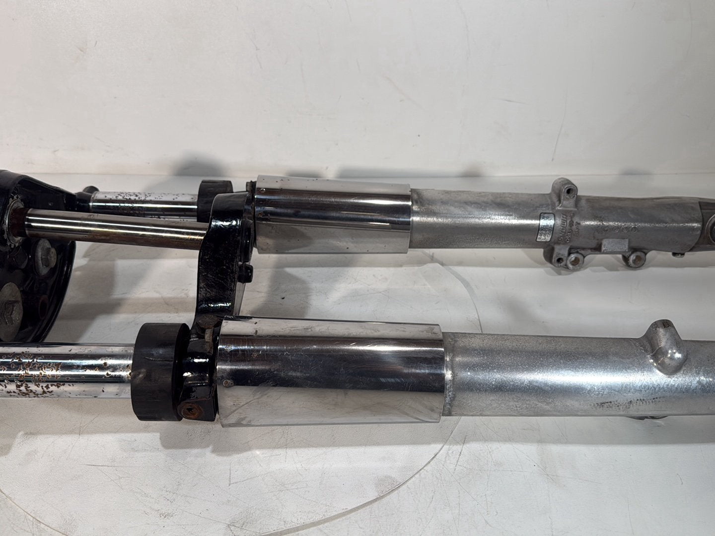 2007 - 2012 Harley-Davidson Touring Street Glide Front Triple Tree Set & LH RH Fork Legs Sliders