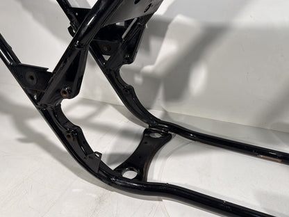 1999 - 2006 Harley-Davidson Touring Electra Glide Body Main Frame Chassis CLN CLR 	47900-02A