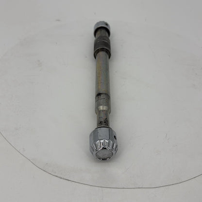 2007 - 2012 Harley-Davidson Touring Street Glide Front Wheel Axle Bolt Shaft 43364-00