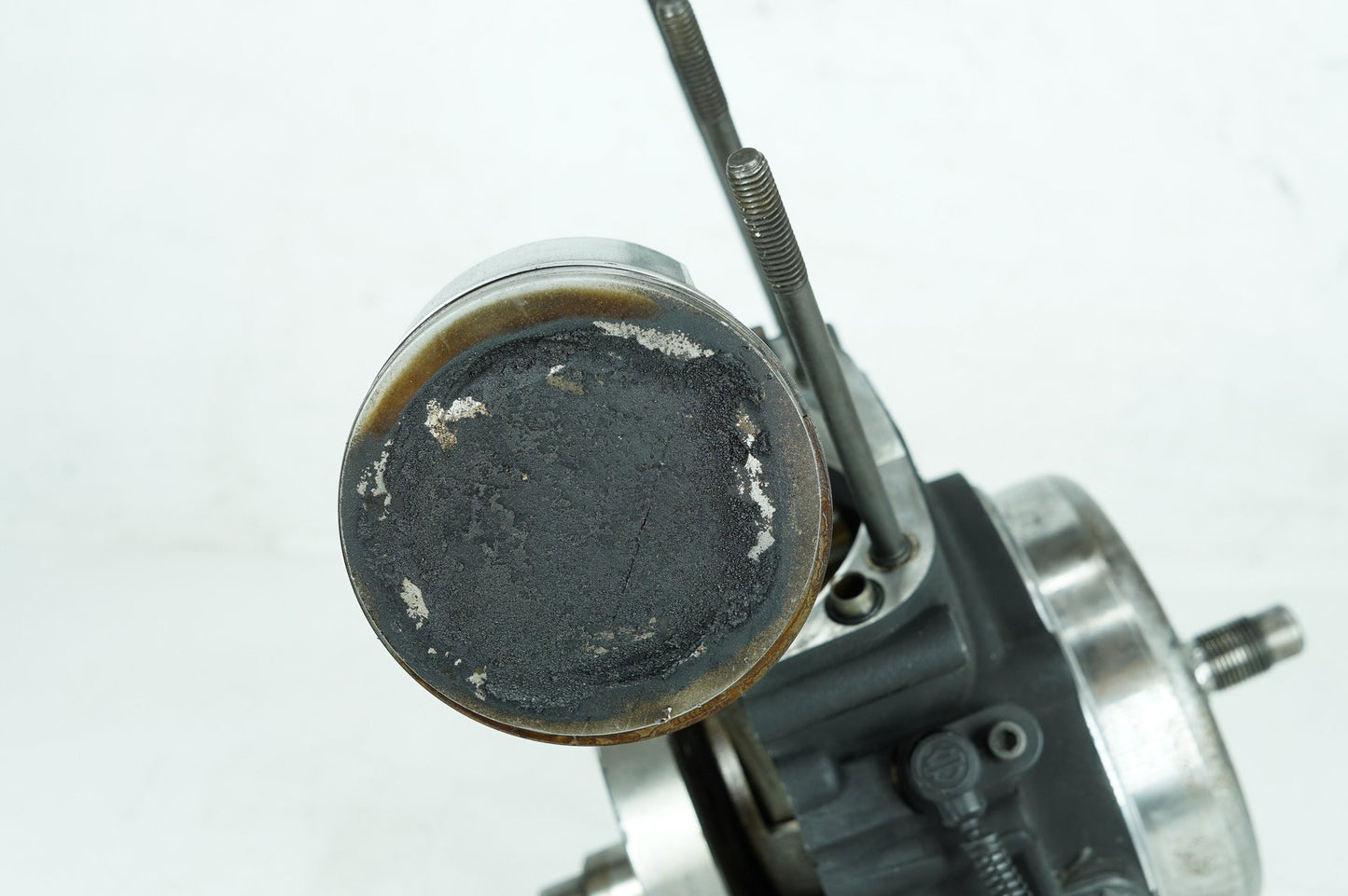 1999 - 2006 Harley-Davidson Touring Road King Crankcase Shaft Engine Motor Cover 23957-99E
