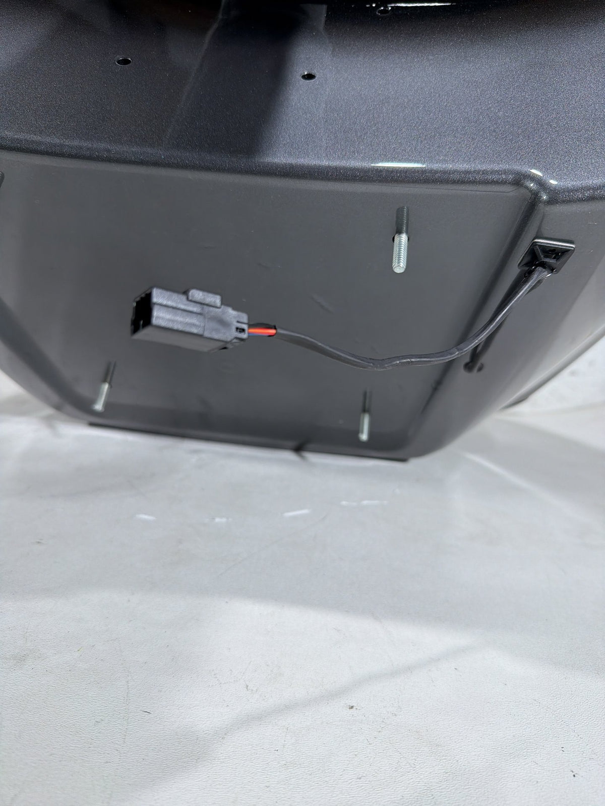 2016 Electra Glide CVO Screamin Eagle Rear Tour Pak Trunk Luggage Tray Box
