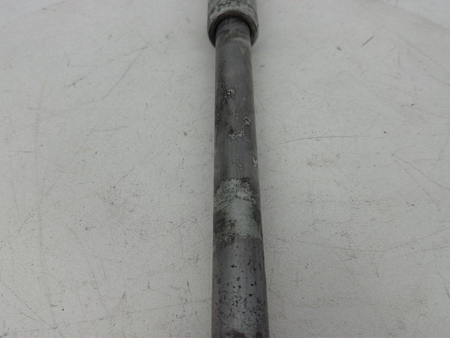 2007 Harley Dyna FXDC Super Glide Custom OEM Rear Wheel Axle Bolt Shaft