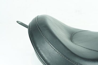 2007 - 2017 Harley-Davidson Dyna Street Bob Rider Driver Solo Seat Pillion 51475-09A