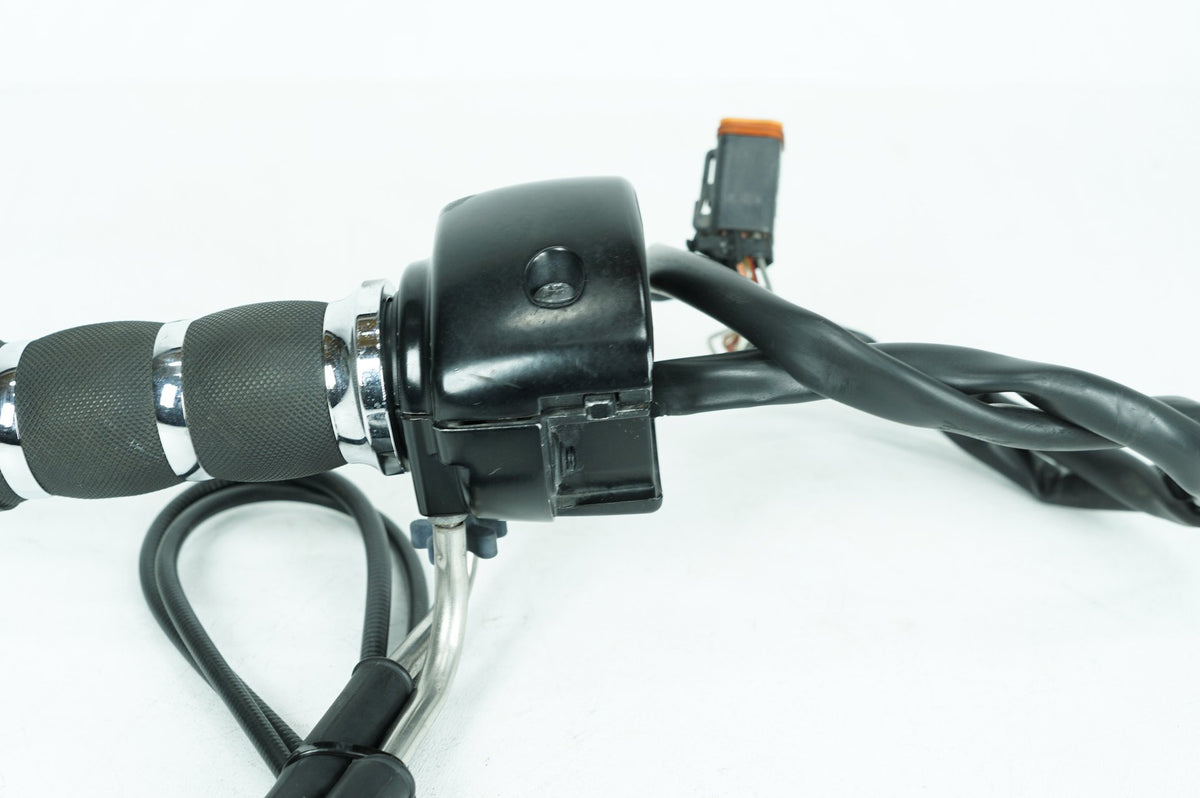 2006 Harley Softail FLSTNI Deluxe OEM Right Engine Start Kill Switches Controls