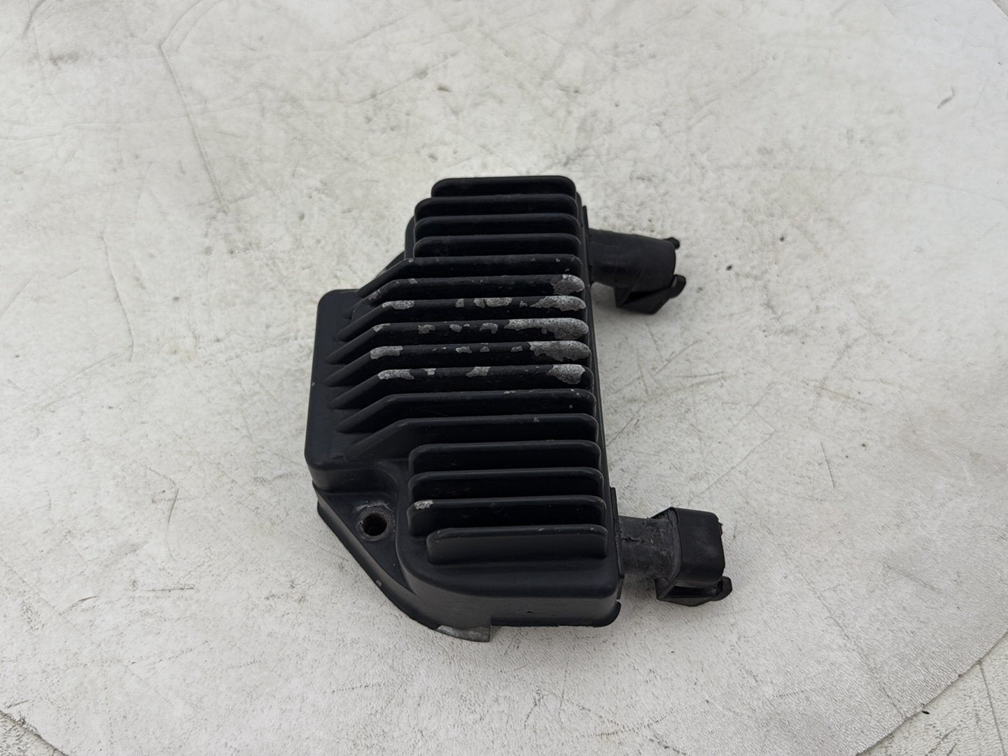 2015 Harley Dyna Low Rider FXDL OEM Voltage Regulator Rectifier