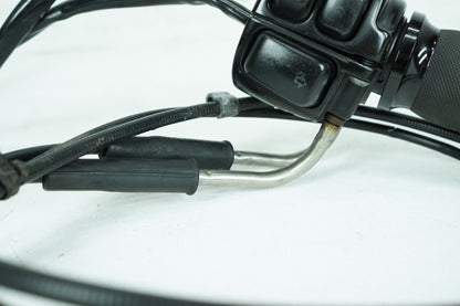 1999 - 2006 Harley-Davidson Dyna Wide Glide Right Engine Start Kill Switches Controls 71684-06A