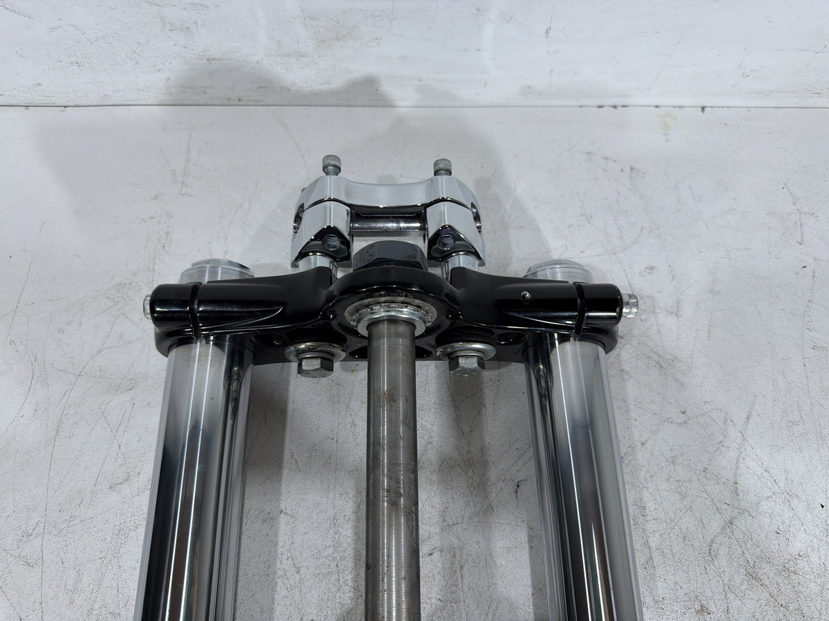 2017 Harley Dyna Street Bob OEM Front Triple Tree Set & LH RH Fork Legs Sliders