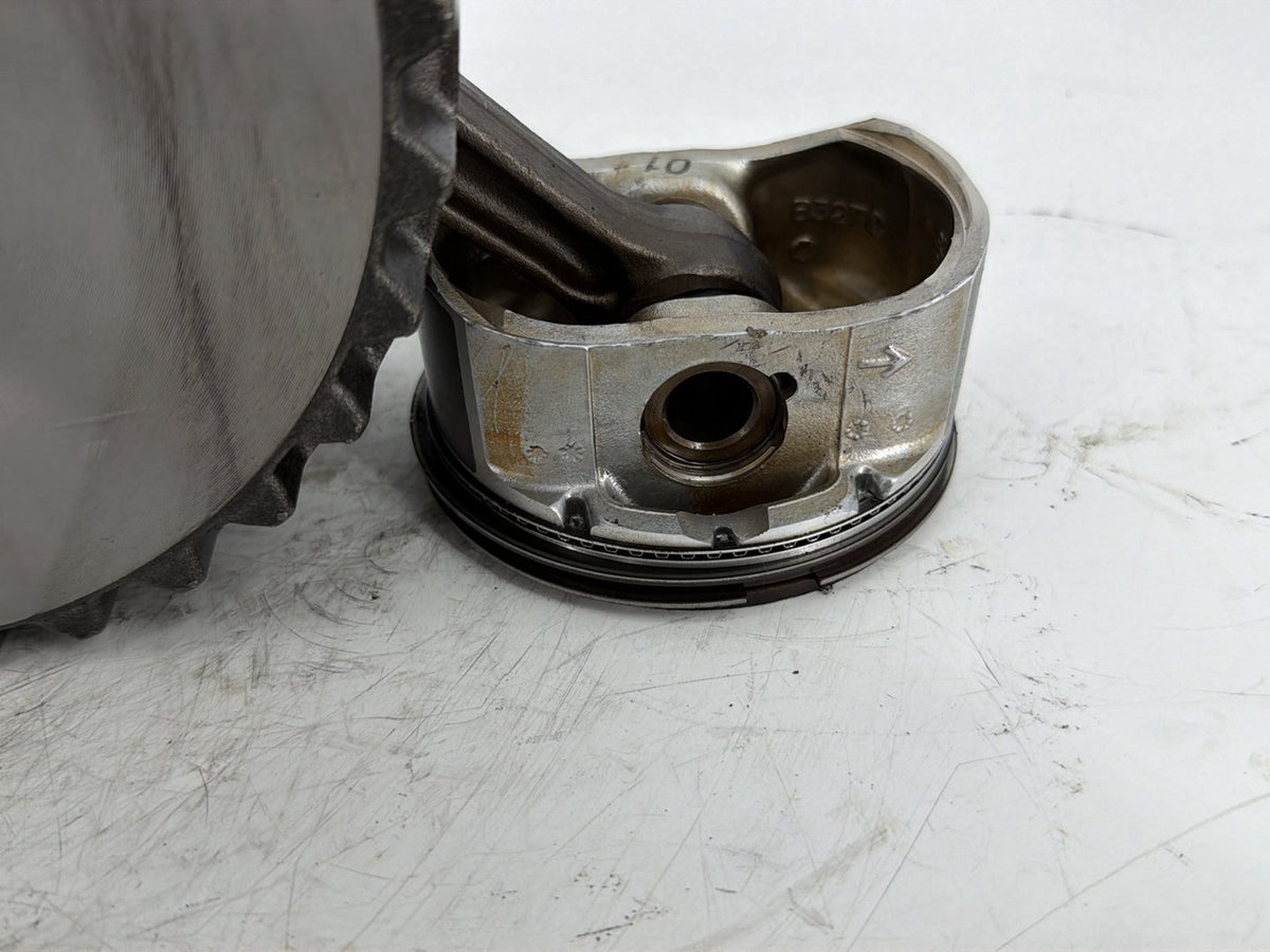 2015 Harley Electra Glide Ultra Low Twin Cam Engine Crank Shaft Flywheel Pistons
