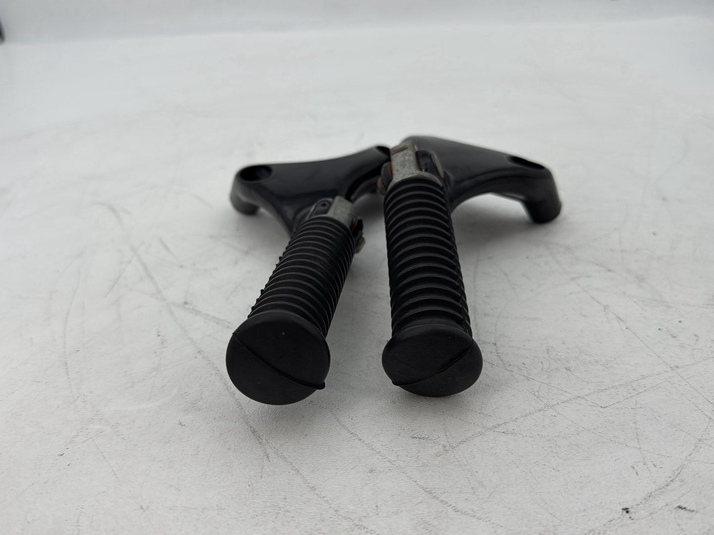 2004 - 2013 Harley-Davidson Sportster 1200 Custom Passenger Left & Right Foot Pegs 49314-04