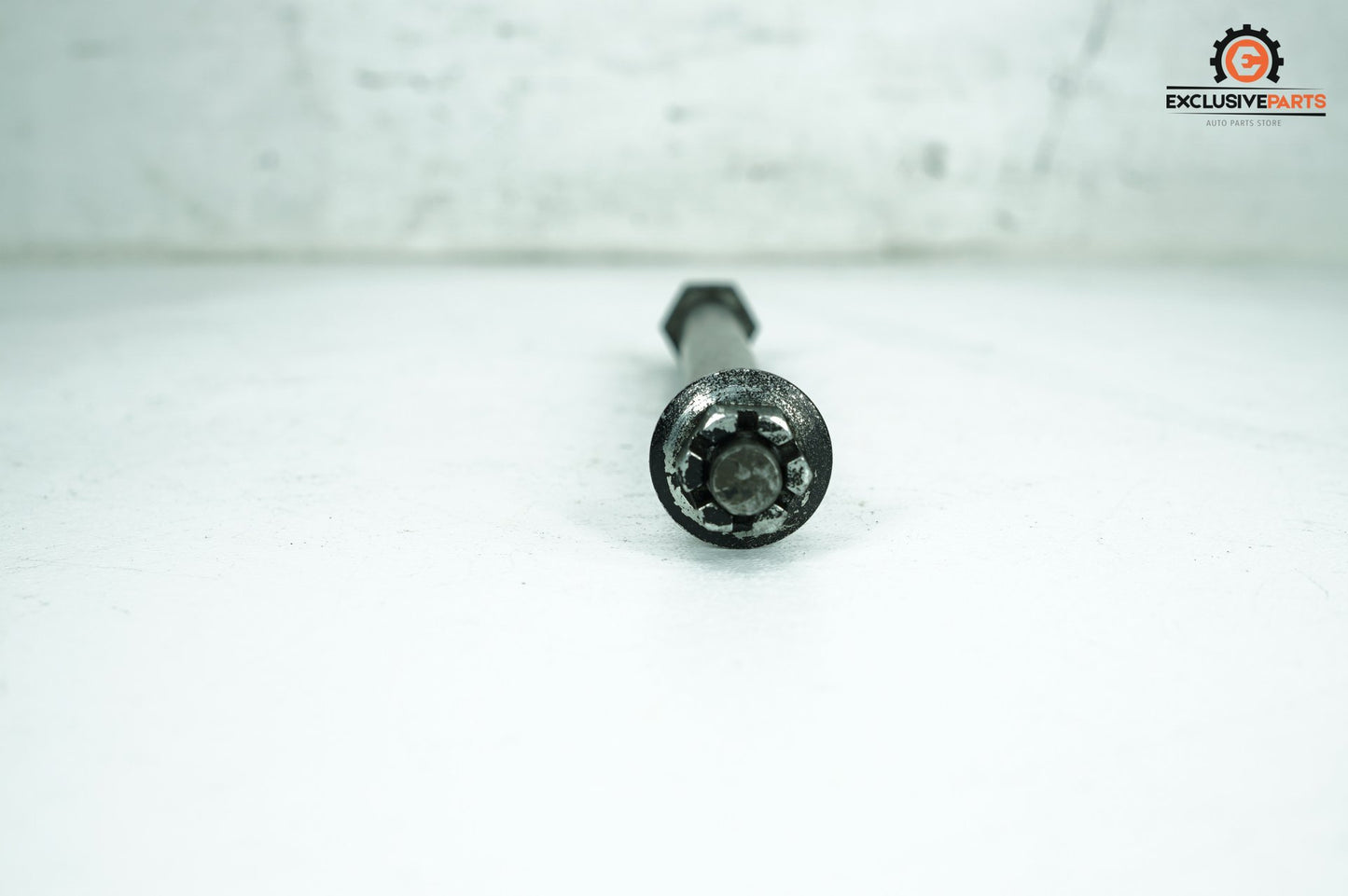 1986 - 1999 Harley-Davidson Dyna Convertible Rear Fork Swingarm Pivot Bolt Shaft 47817-90