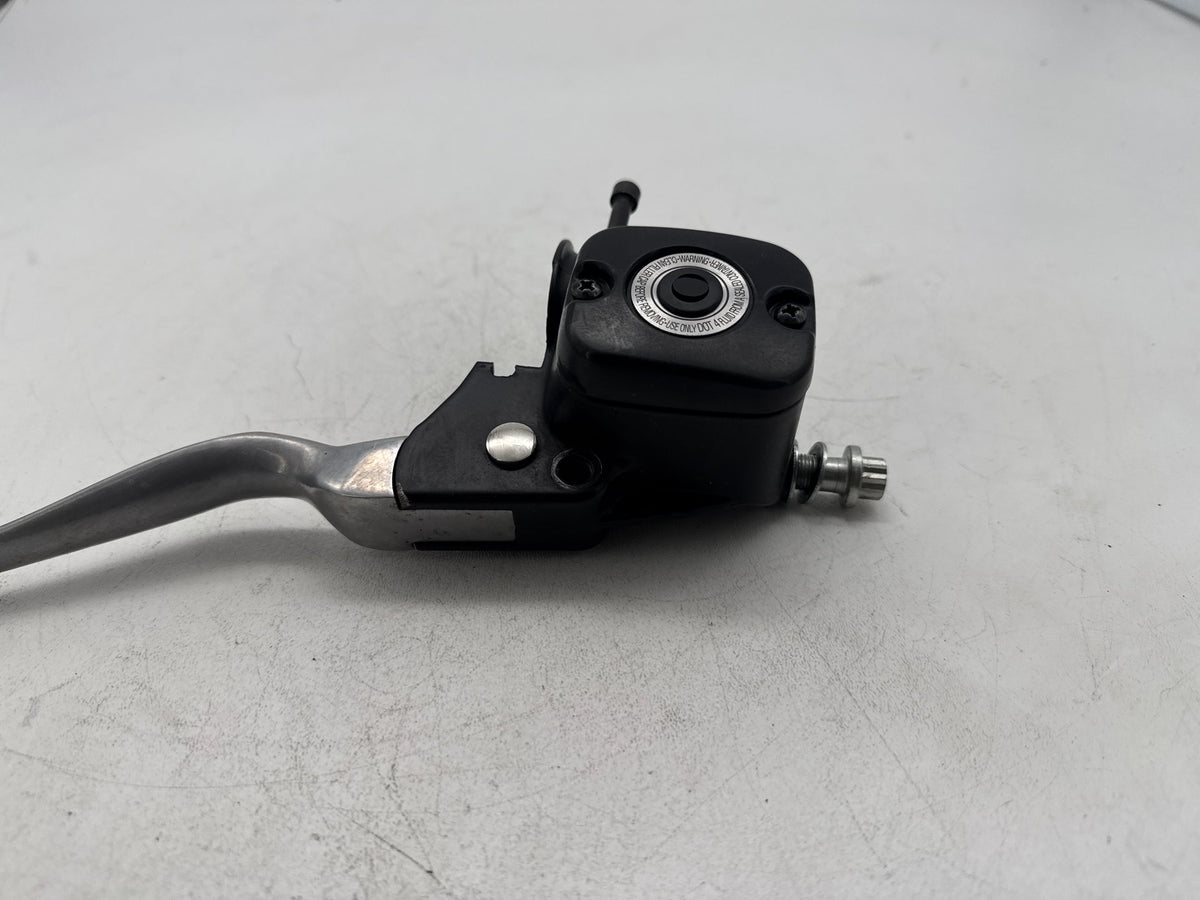2014 Harley Softail Slim FLS OEM Front Right Brake Lever Master Cylinder