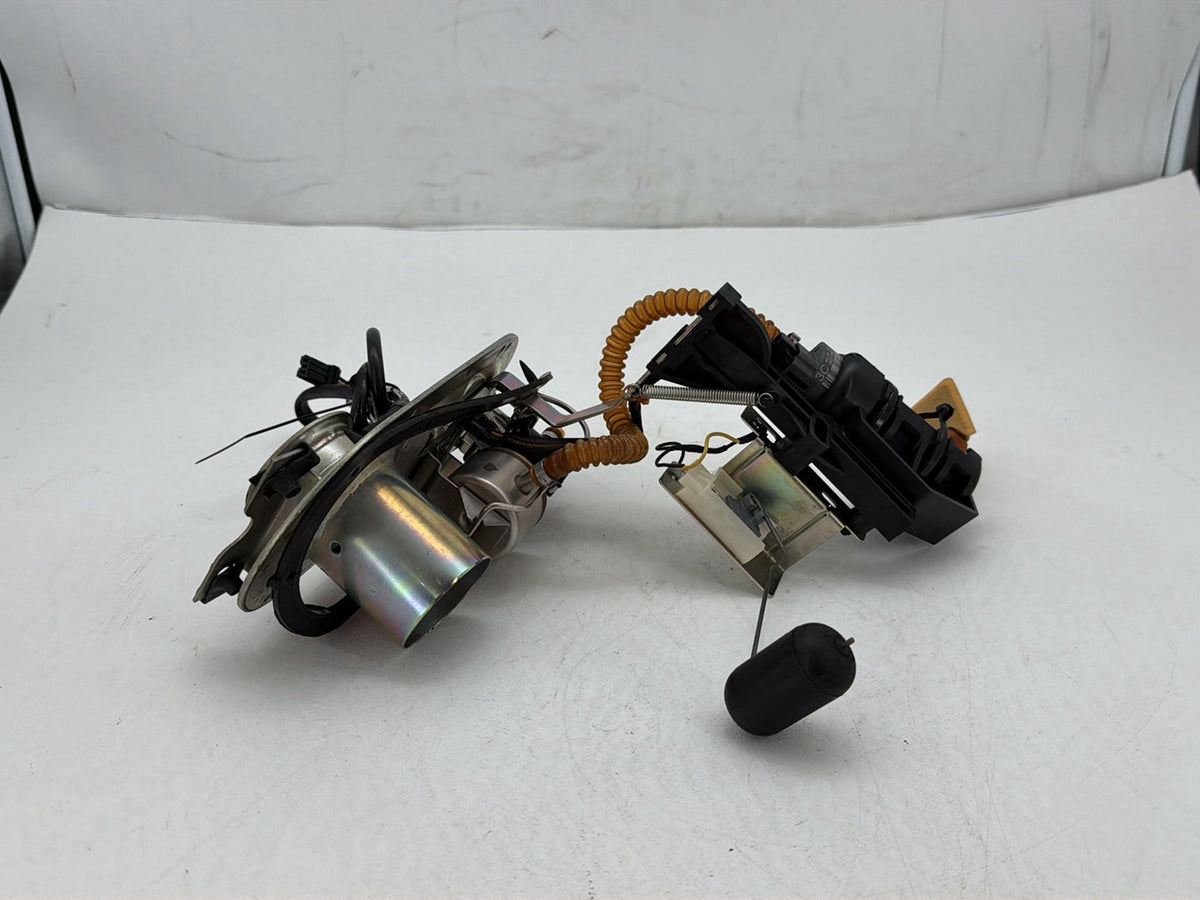 05 Harley Electra Glide Touring Ultra OEM Fuel Pump Gas Gasoline Petrol Sending