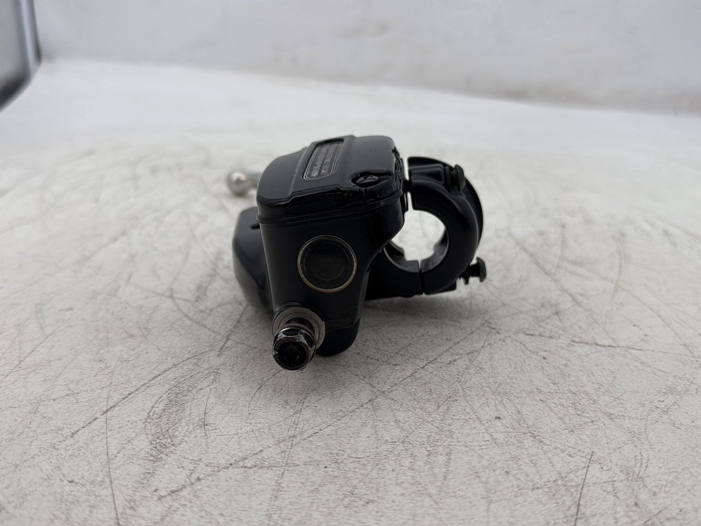 2012 Harley Street Glide Touring FLHX OEM Front Right Brake Lever Master Cylinder