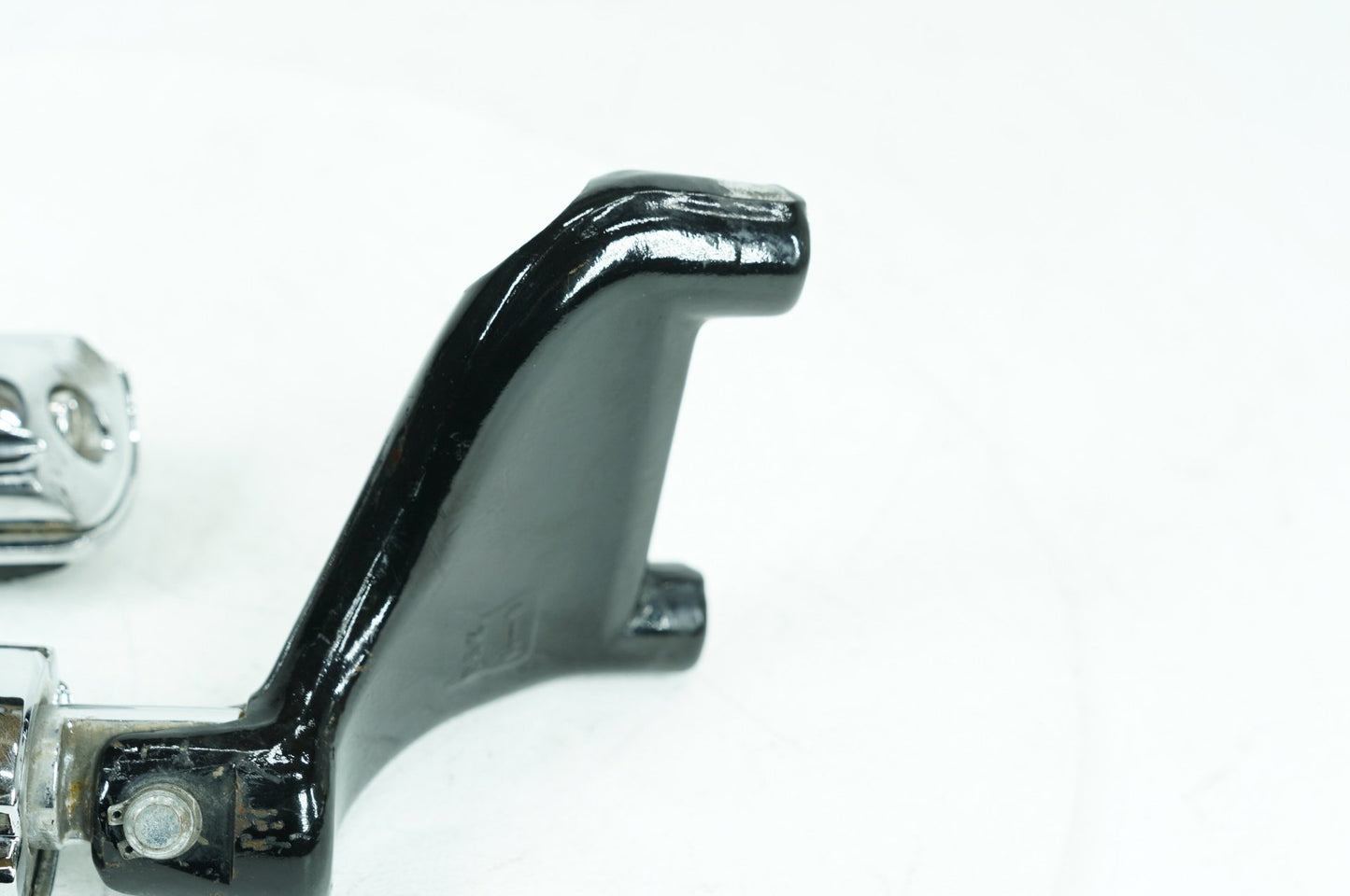 2004 - 2013 Harley-Davidson Sportster Custom Passenger Left & Right Foot Pegs 49314-04