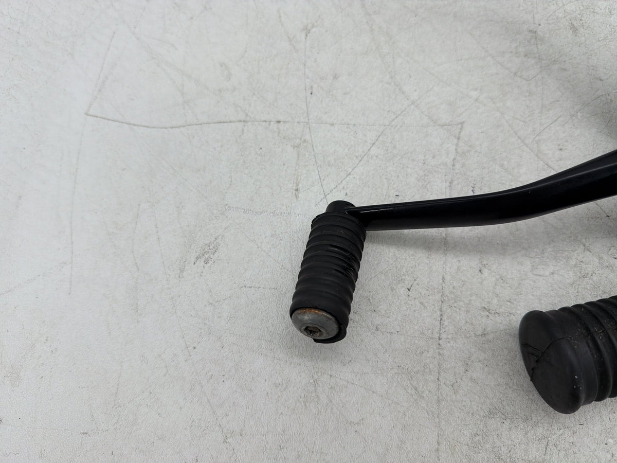 2017 Harley Dyna Street Bob FXDB OEM Left Driver Foot Controls Peg Rest