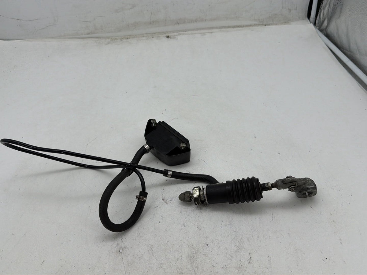 92 Harley Electra Glide Touring Classic OEM Rear Brake Master Cylinder Reservoir
