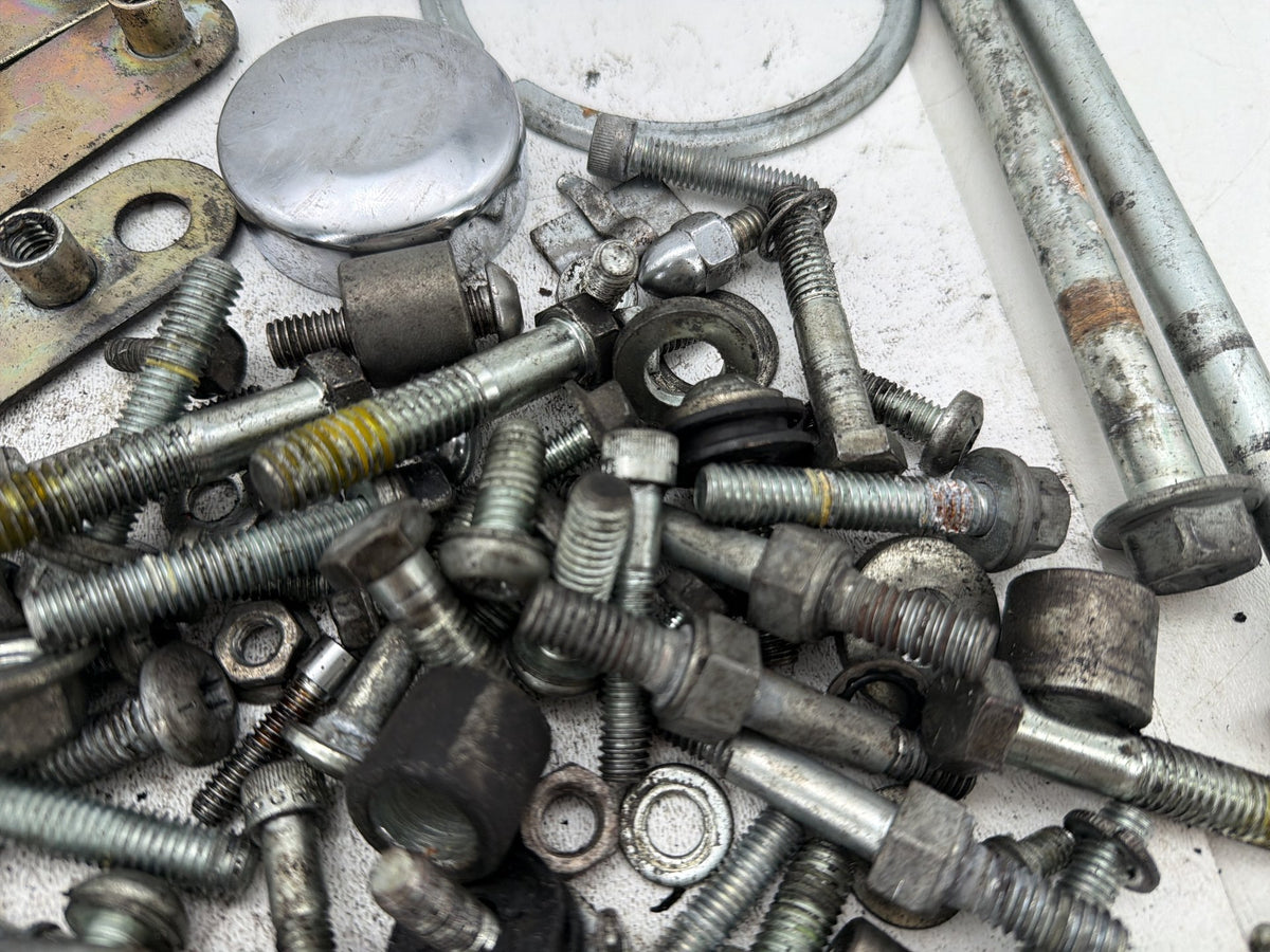 2004 Harley Heritage Softail Classic FLSTCI OEM Hardware Bolts Nuts & Brackets