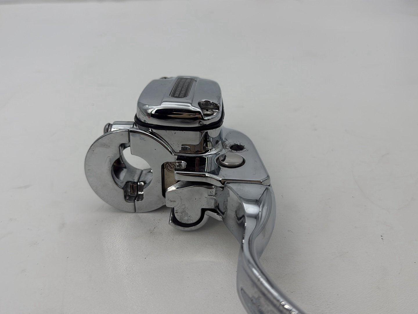 2011 Harley Road King Touring FLHRC Classic OEM Front Right Hand Brake Lever Master Cylinder Reservoir