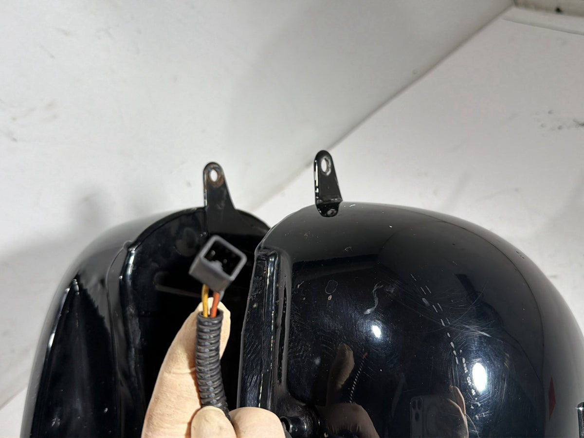 2009 Harley Road King Touring Police OEM Fuel Gas Tank Gasoline Reservoir