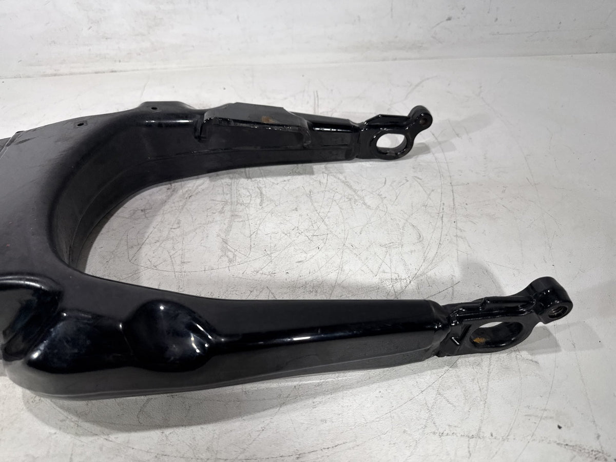 2012 Harley Electra Glide Touring Ultra OEM Rear Fork Swingarm Swing Arm