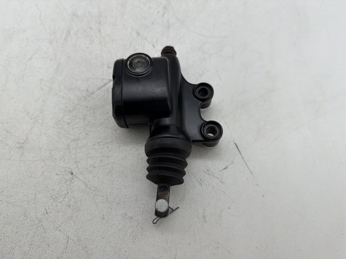 2014 Harley Electra Glide Touring Ultra OEM Rear Brake Master Cylinder Reservoir