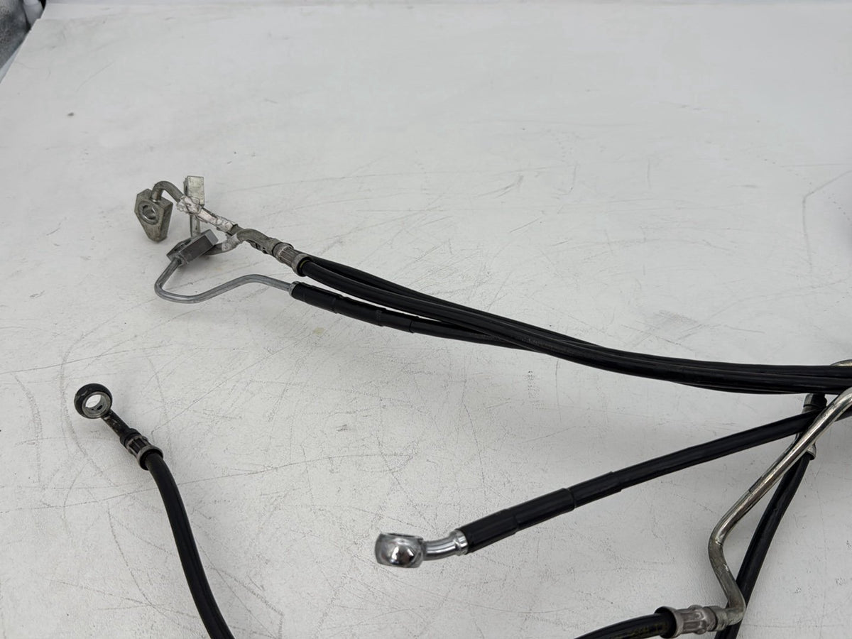 2008 - 2016 Harley-Davidson Touring Electra Glide Ultra Front Brake Hose Line Pipe ABS 41800009