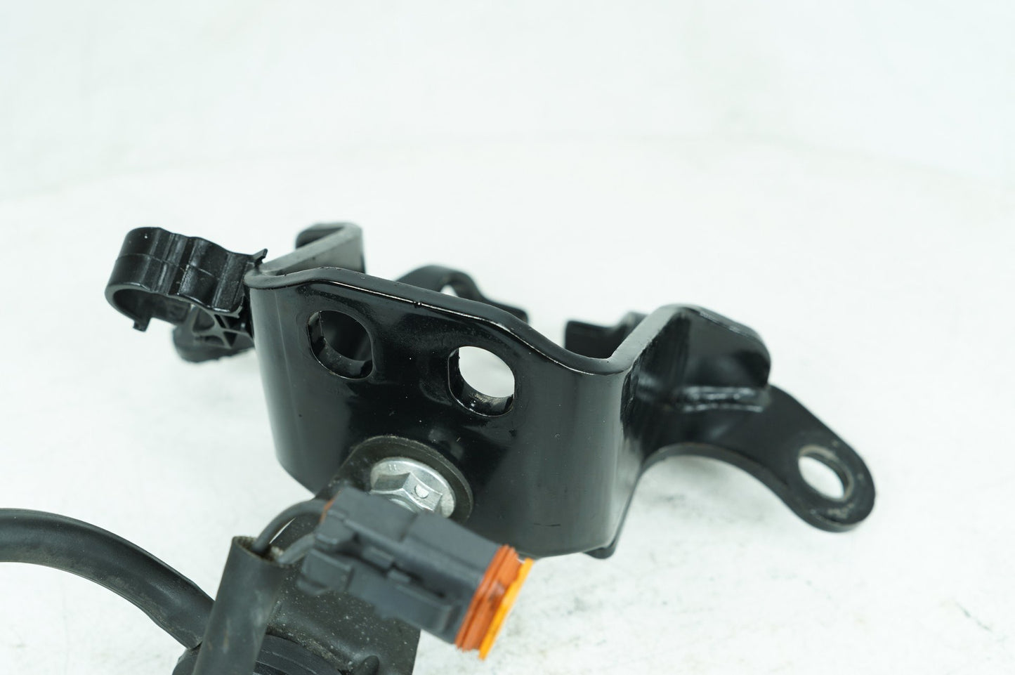 1991 - 2003 Harley-Davidson Sportster Hugger Wire Harness Loom Plug In Connector w/ Bracket Mounting Support Holder