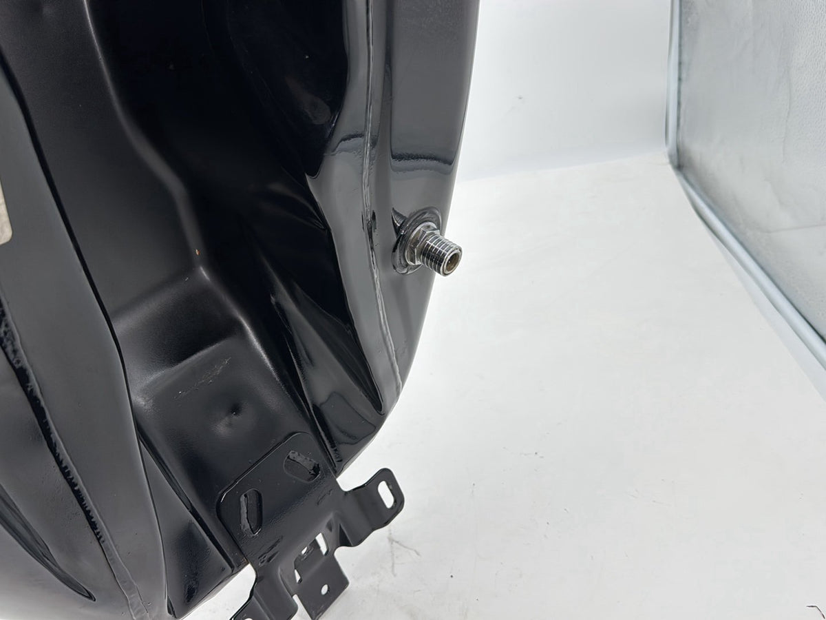 2009 Harley Touring FLTR Road Glide OEM Fuel Gas Tank Gasoline Reservoir