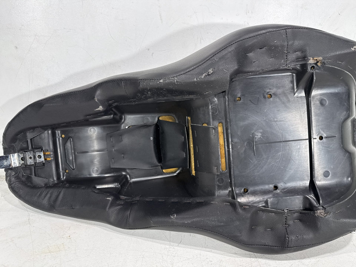 2012 Harley Street Glide Touring FLHX OEM Passenger Rider Driver Seat Saddle