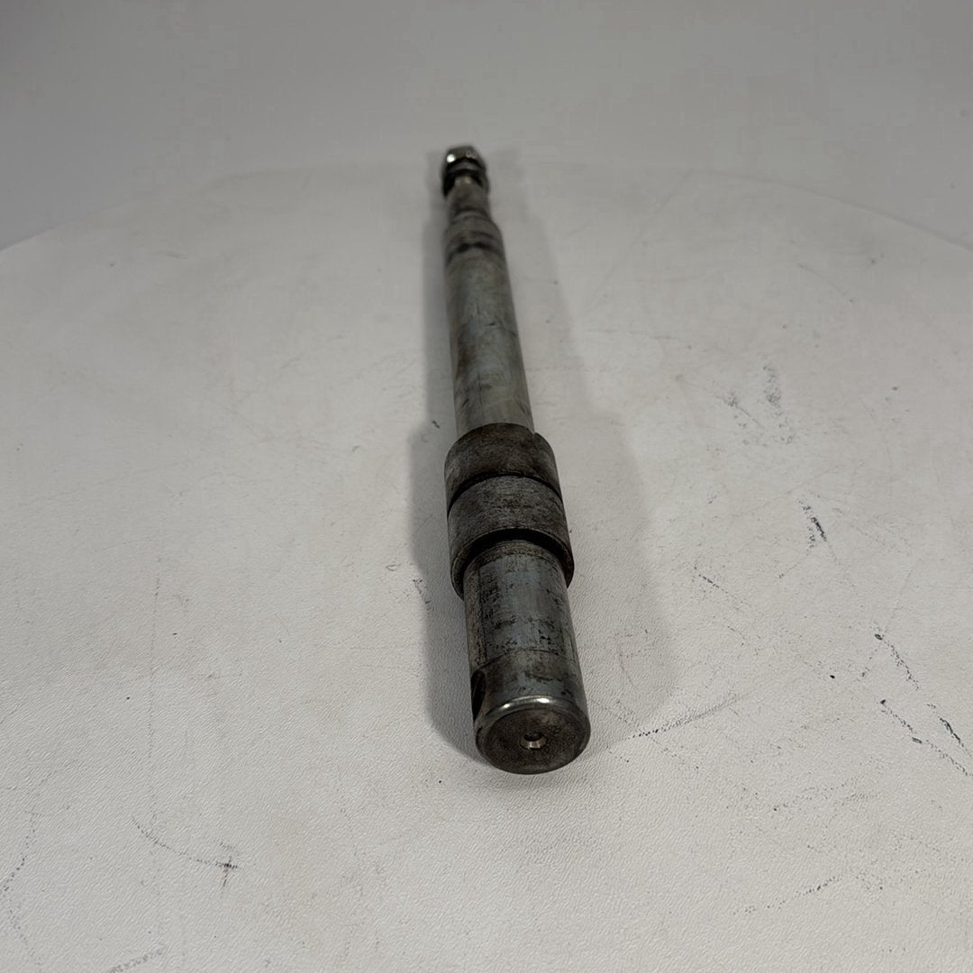 1999 - 2006 Harley-Davidson Touring Electra Glide Ultra Front Wheel Axle Bolt Shaft 43364-00
