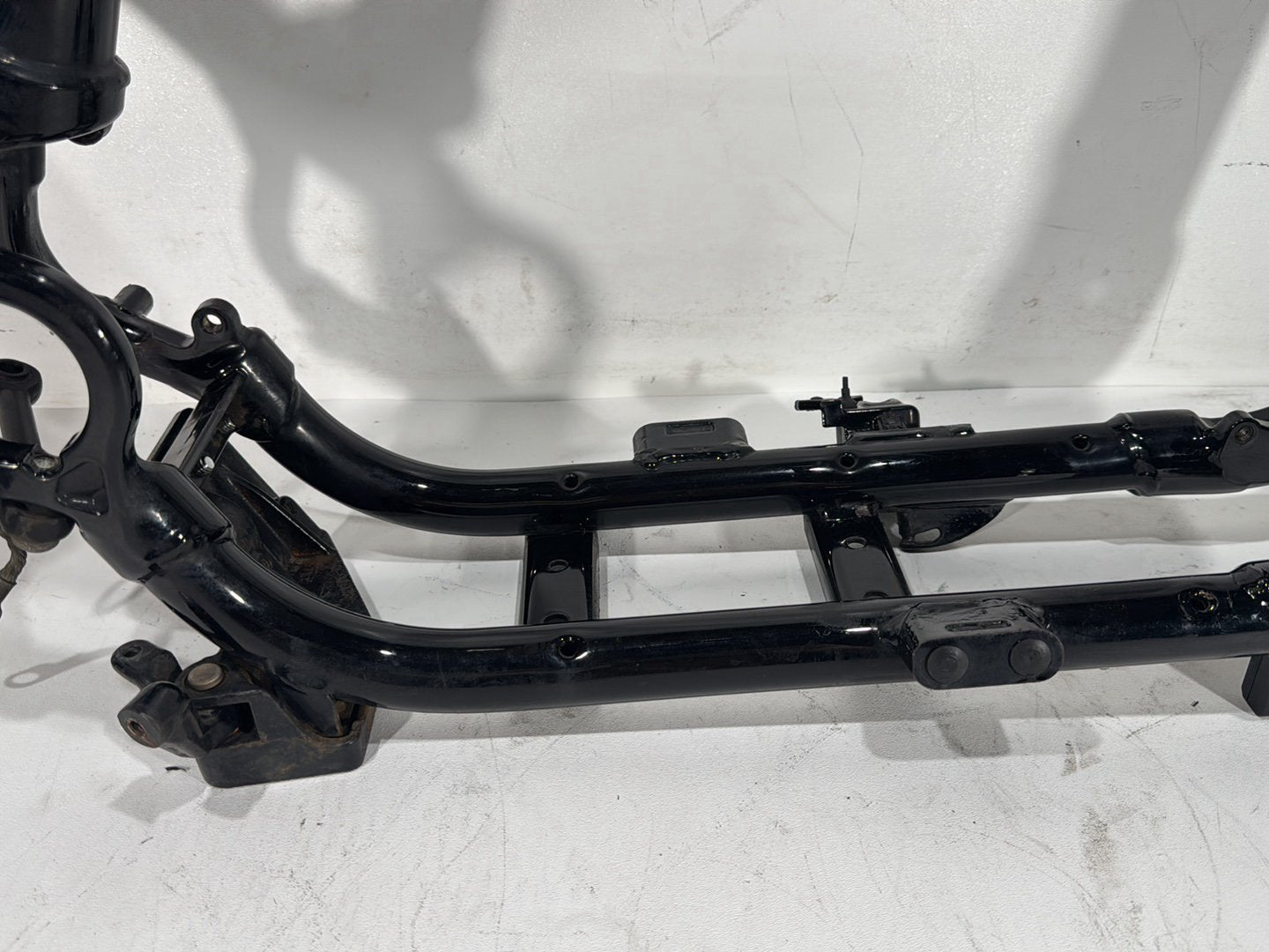 2009 Harley Sportster 883 Low XL883L OEM Body Main Frame Chassis CLN CLR
