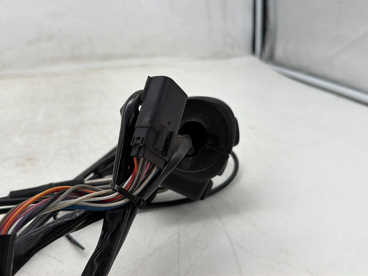 2007 Harley Electra Glide Touring OEM Right Engine Start Kill Switches Controls