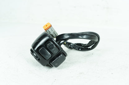 1999 - 2006 Harley-Davidson Dyna Super Glide Left Turn Signal Headlight Switches Controls 71598-00