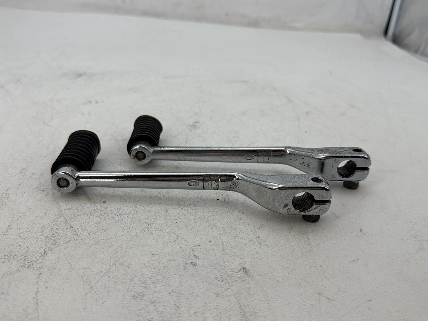 2007 Harley Street Glide Touring FLHX OEM Gear Shifter Lever Pedal