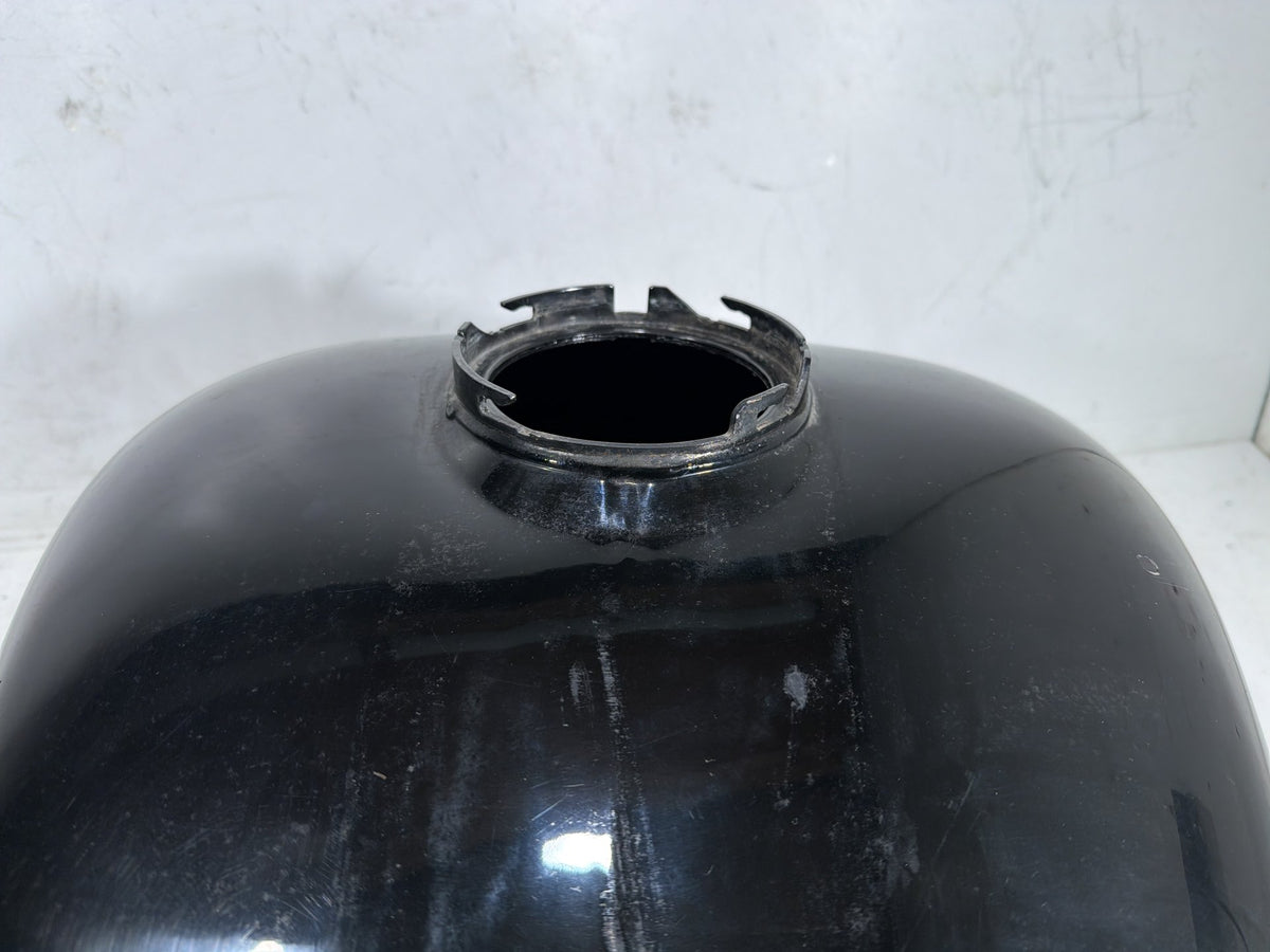 2010 Harley Electra Glide Touring Ultra OEM Fuel Gas Tank Gasoline Reservoir