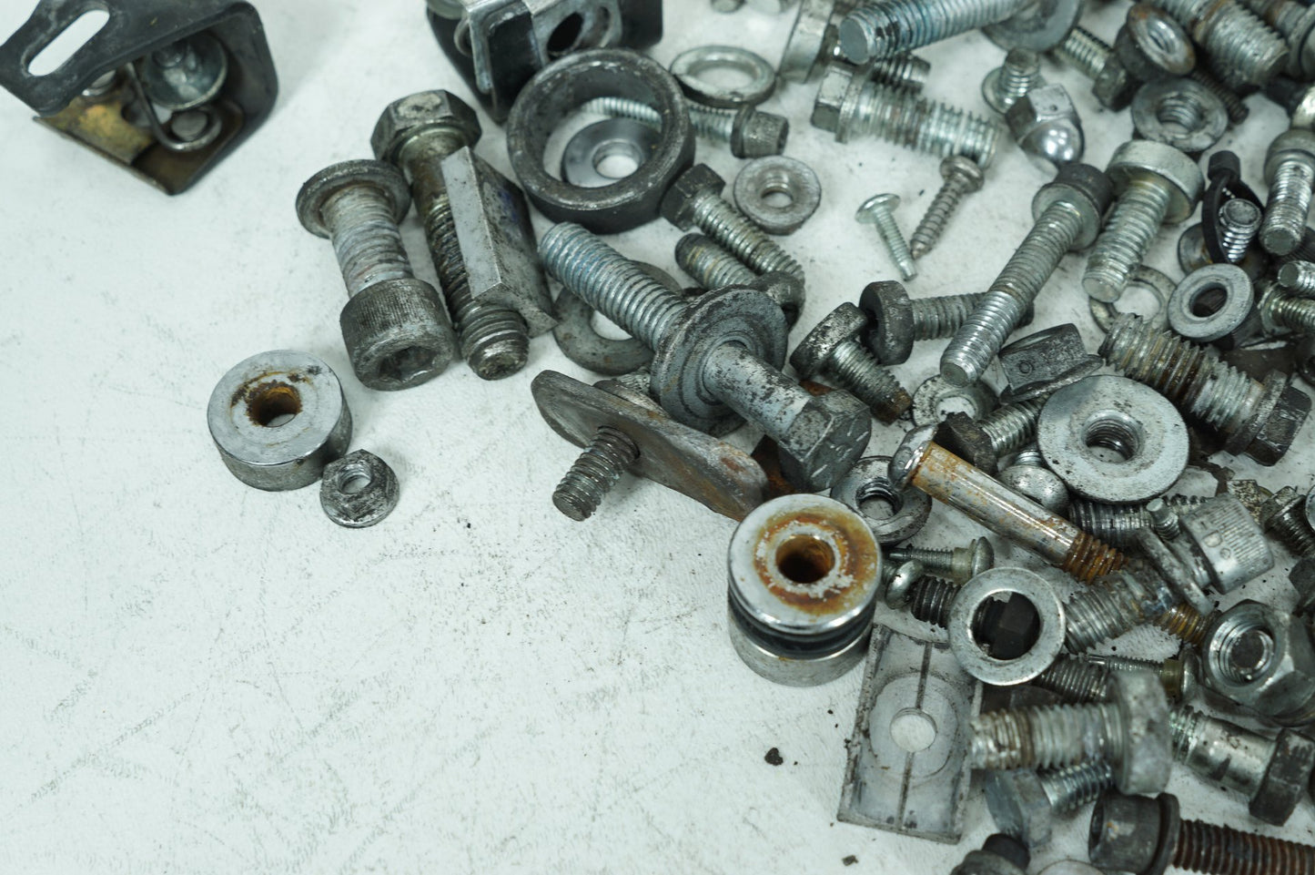 2007 - 2012 Harley-Davidson Touring CVO Electra Screamin Eagle Hardware Bolts Nuts & Brackets
